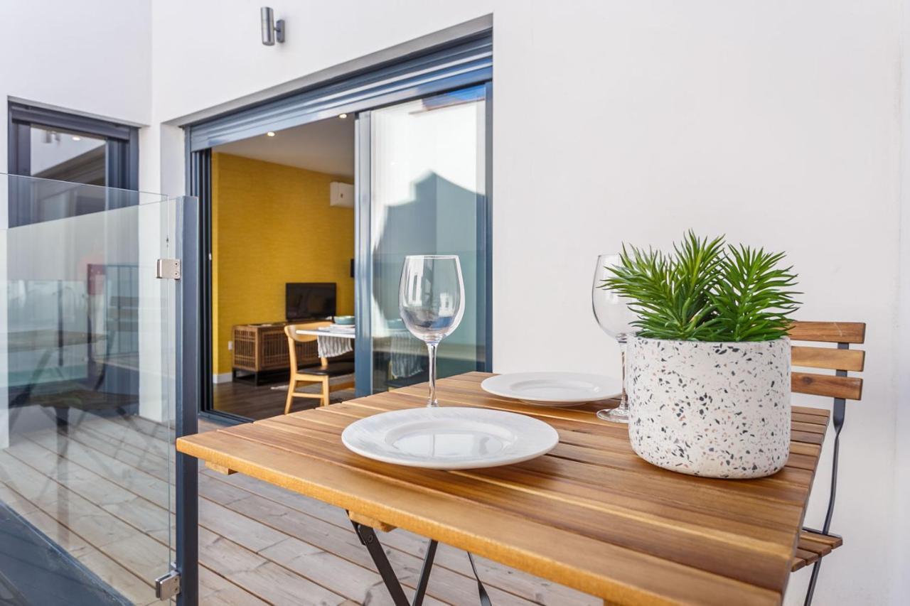 Apartamento Precioso Atico De Diseno, Gran Terraza De 35 M2 Y De 16 M2 Y Garaje En Pleno Centro Sevilla Exterior foto