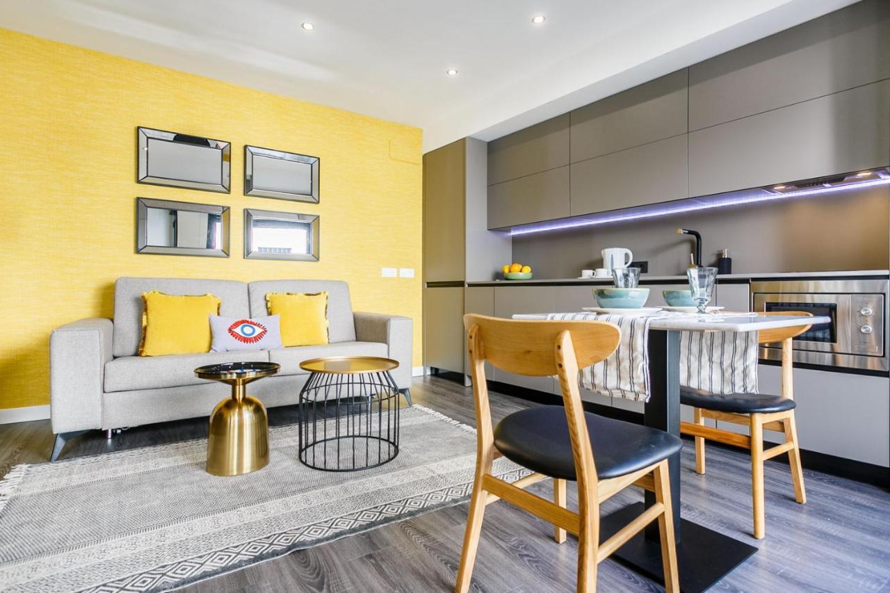 Apartamento Precioso Atico De Diseno, Gran Terraza De 35 M2 Y De 16 M2 Y Garaje En Pleno Centro Sevilla Exterior foto